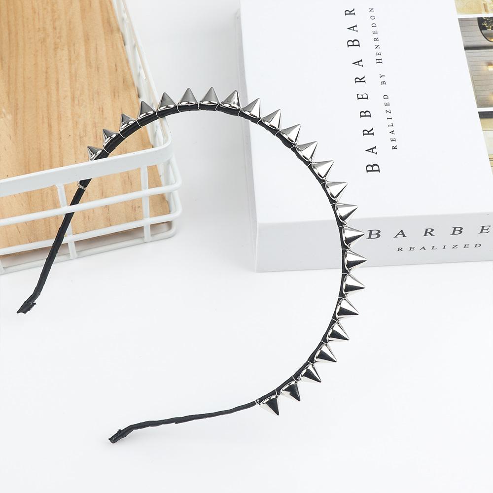 Ribbon Bow Gift - Fajne charizmatyczne, hipnotyzujące, nabijane prezentem Spike