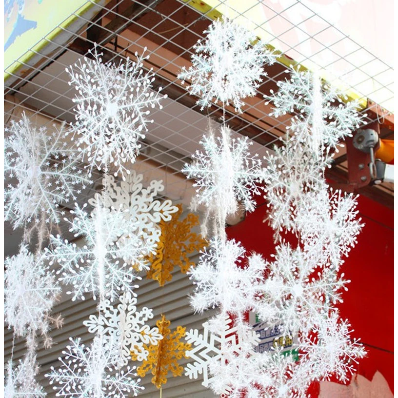Christmas Tree Artificial - 30 szt. świątecznych ozdób w kształcie