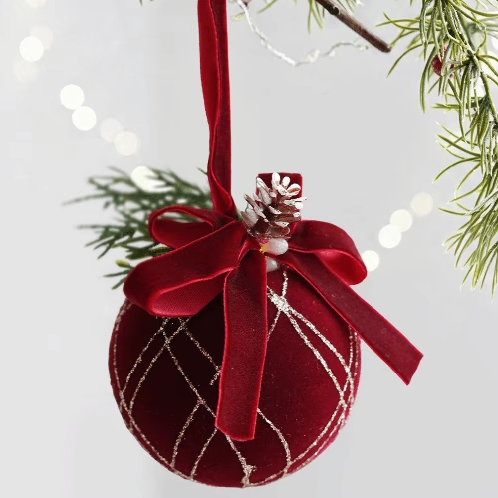 Plastikowy, czerwony, zamszowy – Star Tree Topper recenzja i cena
